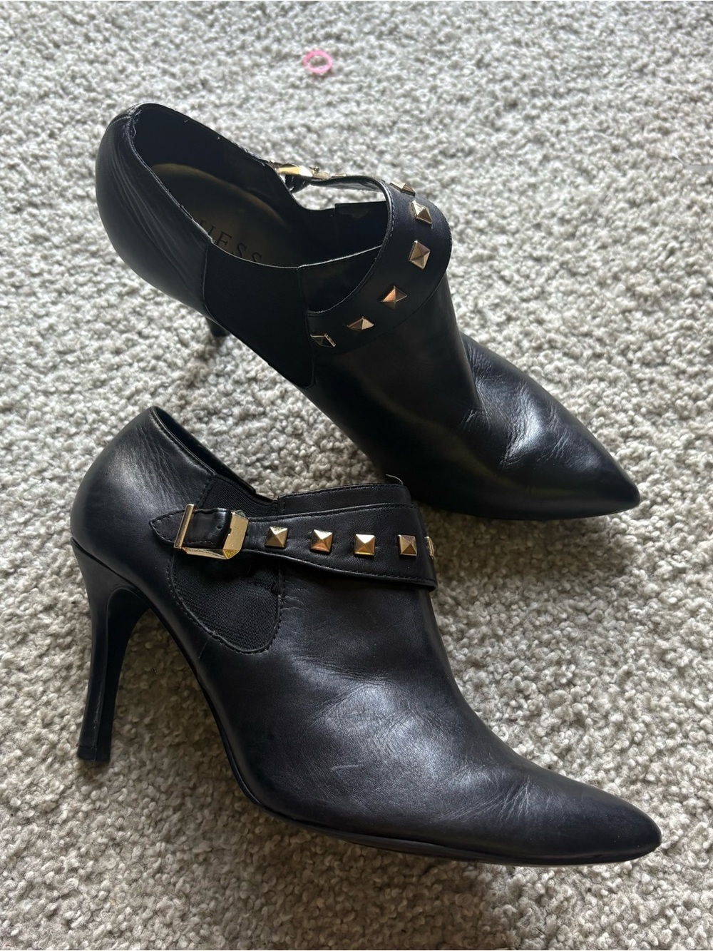 GUESS T Pyramid Studded Sz 9.5 Black Leather Ankle Booties Stilettos Heels